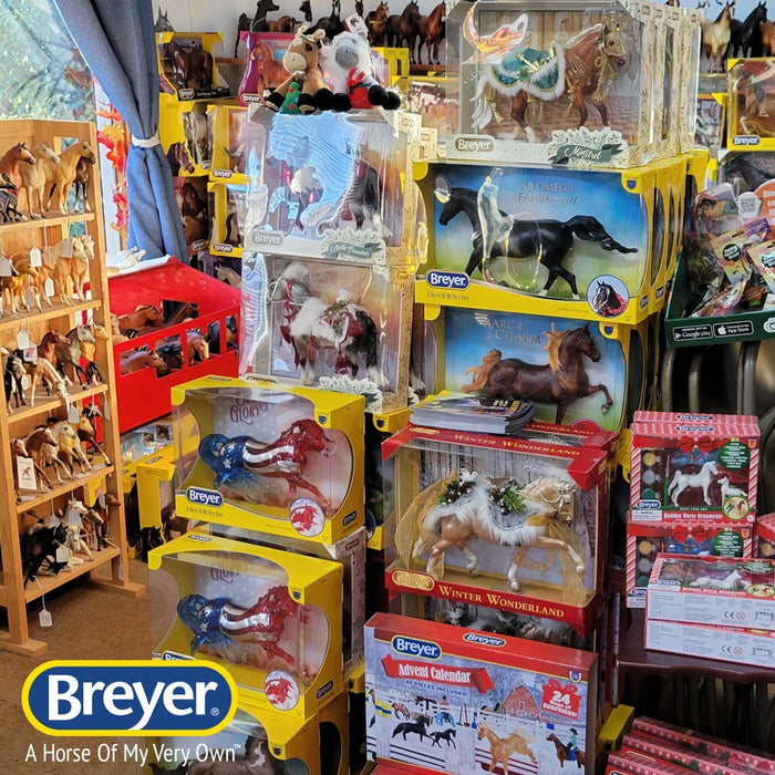 Best Holiday Shopping Spots for Breyer Fans