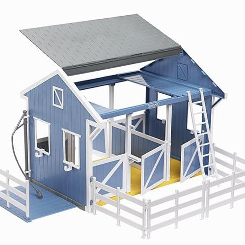 Freedom Series Country Stable with Wash Stall | Retired