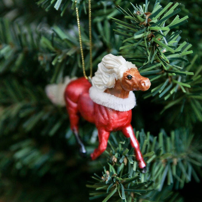 Holiday Décor with Breyer Horses