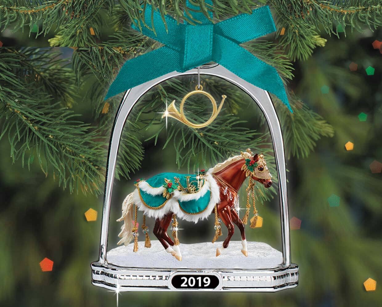 Minstrel | 2019 Stirrup Ornament | Retired