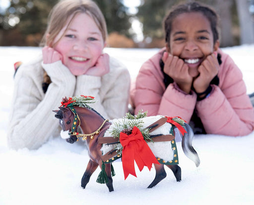 Two girls with Après Ski | 2024 Holiday Horse in the snow