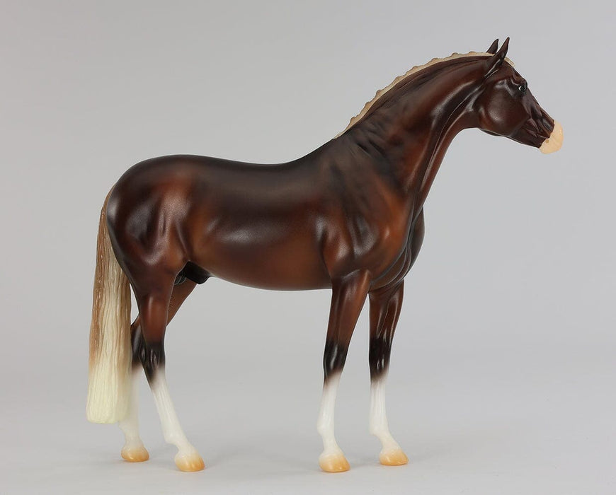 Mouse | 2023 Breyer WinterFest Model - right side