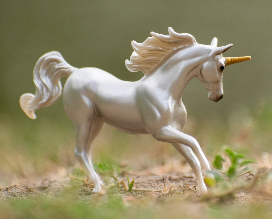 Breyer Unicorn Crazy Surprise Blind Bag - White