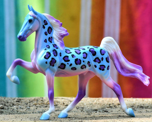 '90s Throwback Model Breyer 