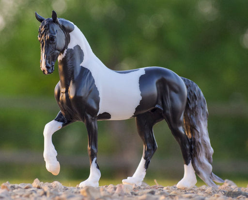 Battlefield Angel HP Model Breyer 