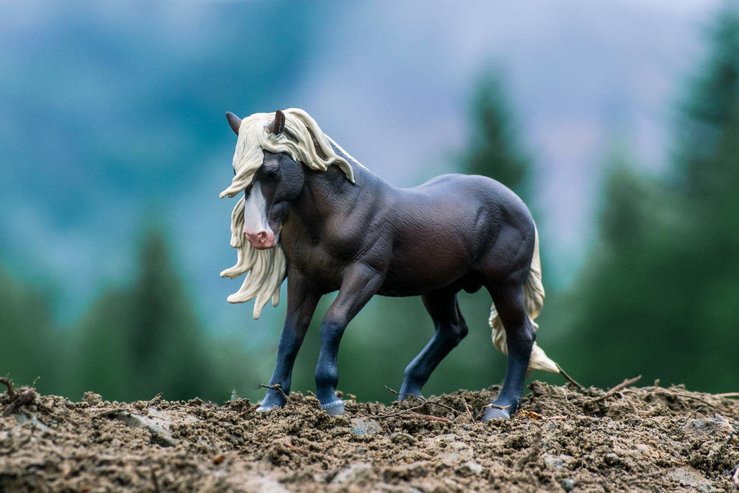 Black Forest Horse Stallion Model Breyer 