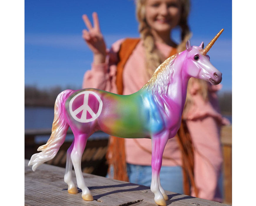 Keep the Peace Model Breyer 