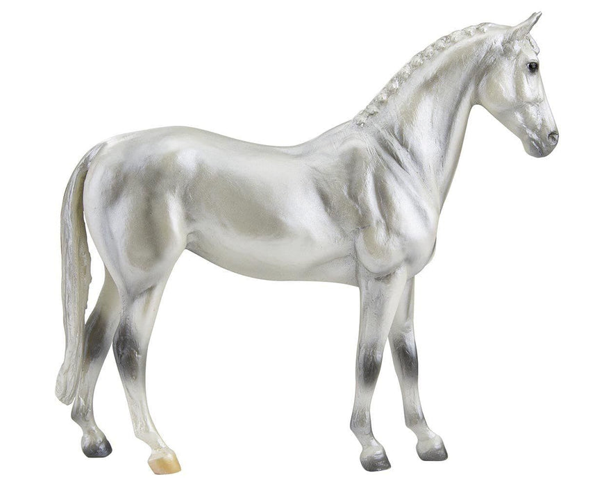 Pearly Grey Trakehner Model Breyer 