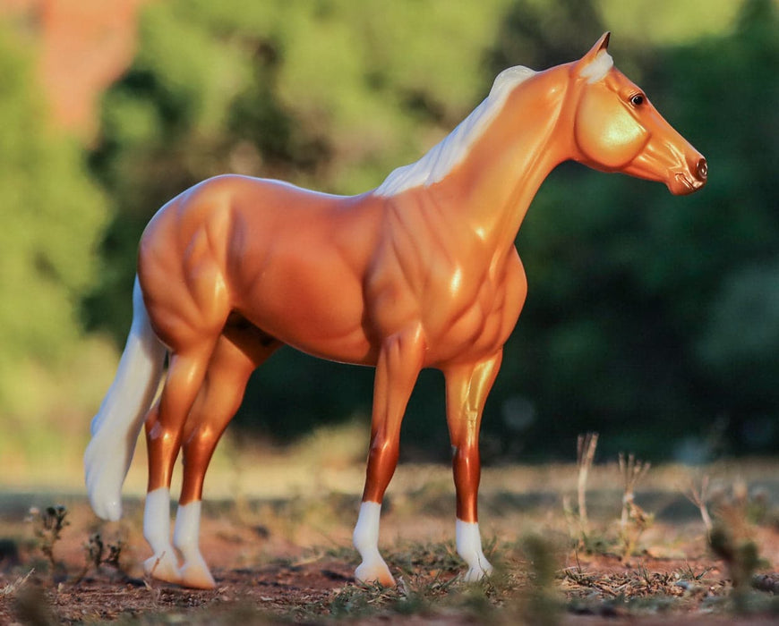 The Ideal Series - Palomino Model Breyer 