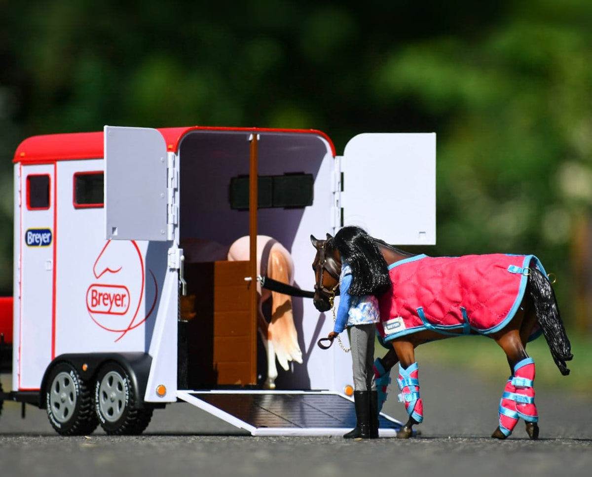 Traditional Series Two-Horse Trailer — BreyerHorses.com