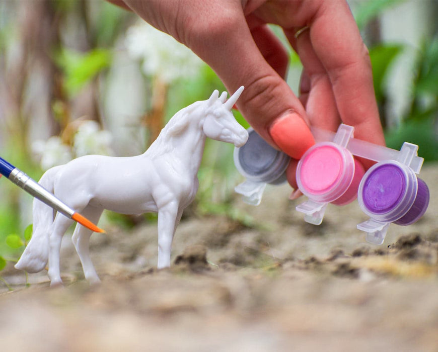 Unicorn Paint & Play - Style C Model Breyer 